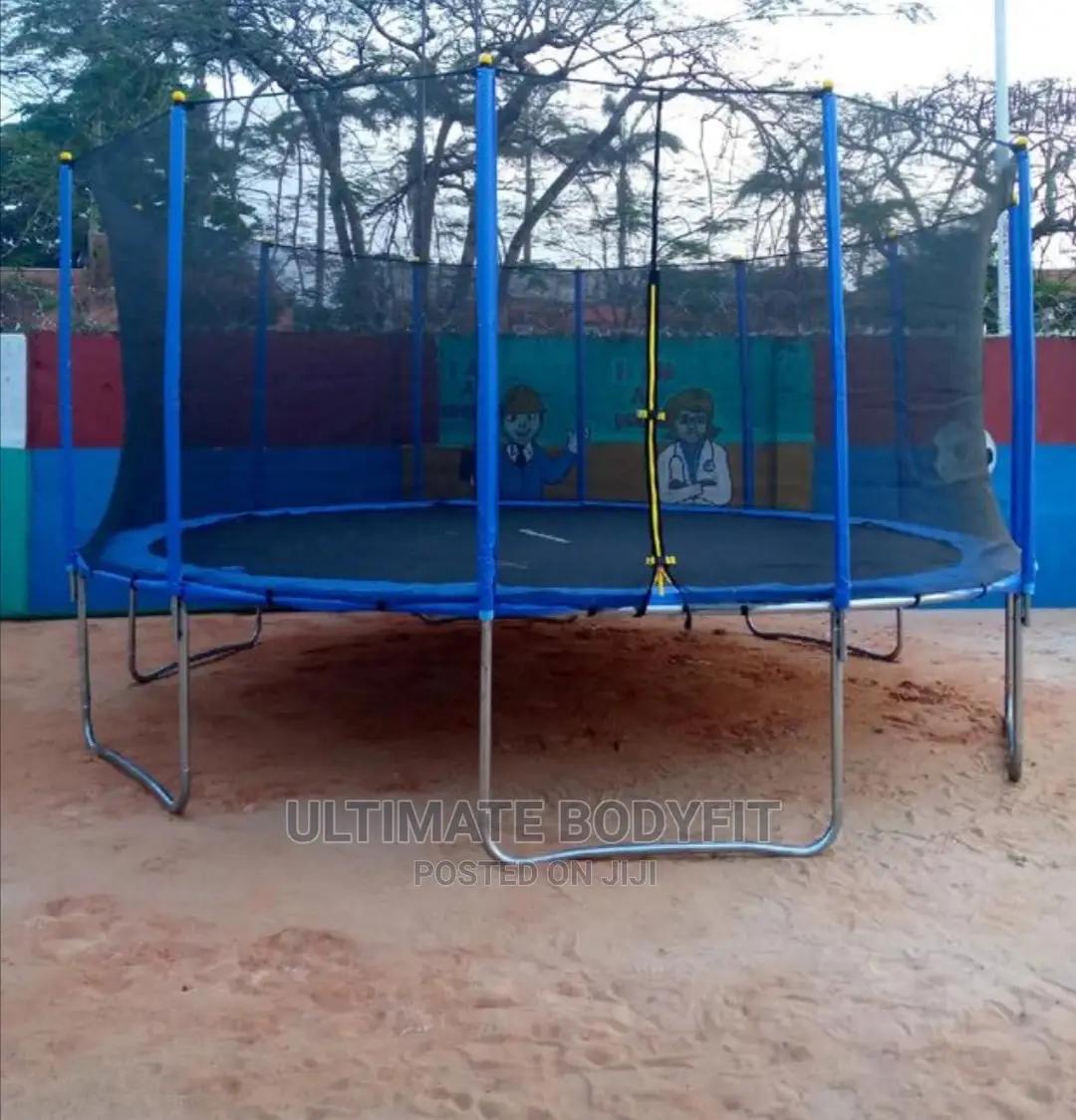 Brand New 15ft Outdoor Trampoline