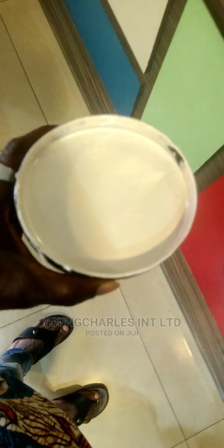 1 Liter Oil Based Aluminium Paint.