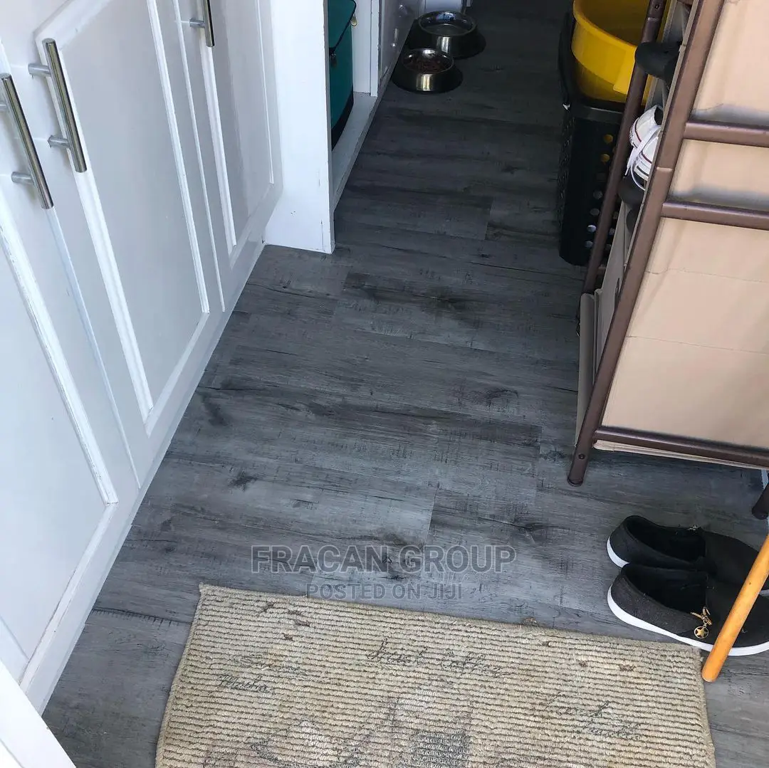 Vinyl Flooring Available. Free Installation