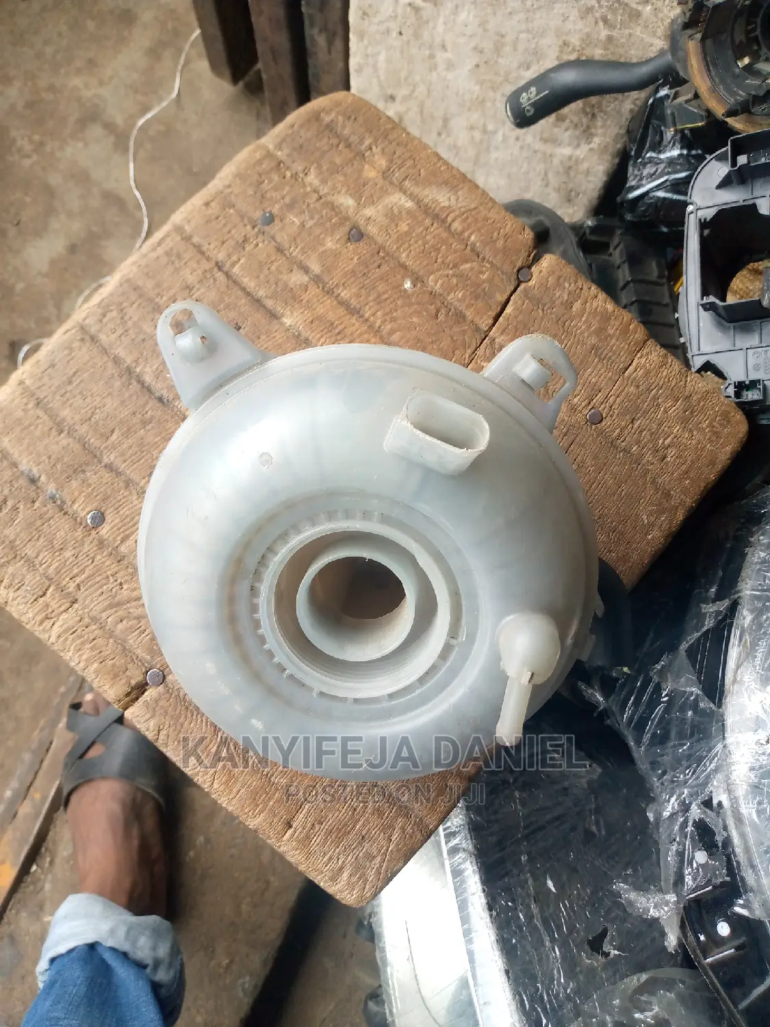 Water Contener Golf 7