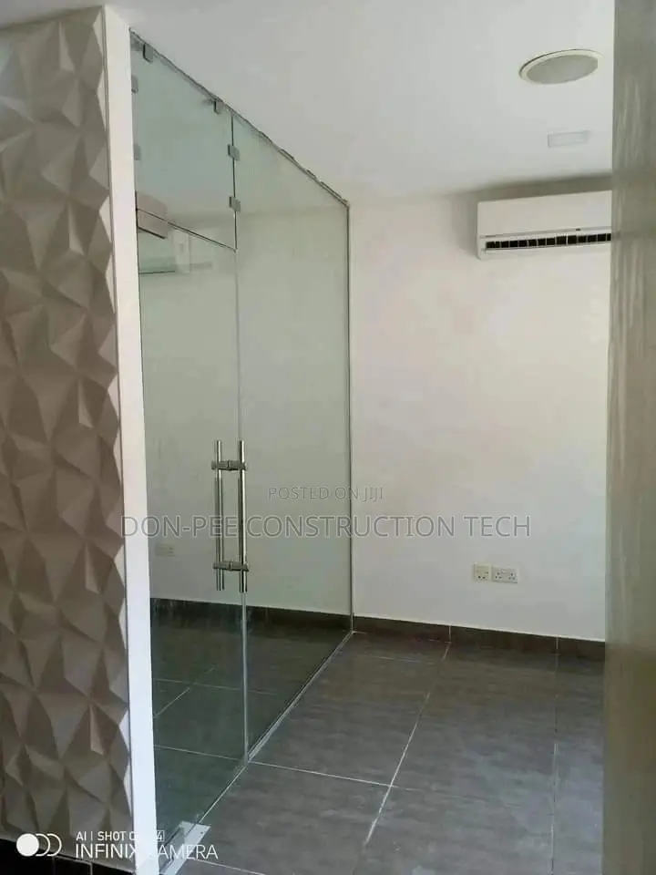 Entrance Glass Doors Frameless