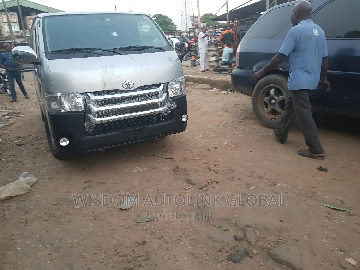 Upgrade for Toyota Hiace (Hummer Bus) to 2015 Model