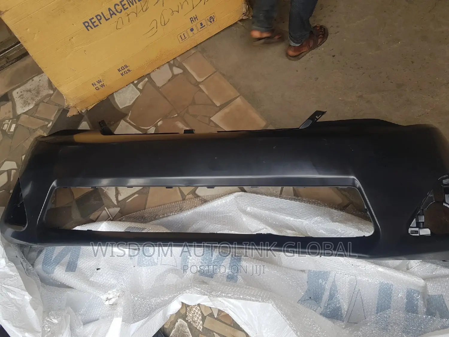 Front Bumper For Toyota Camry 2012,2013 Model L.E
