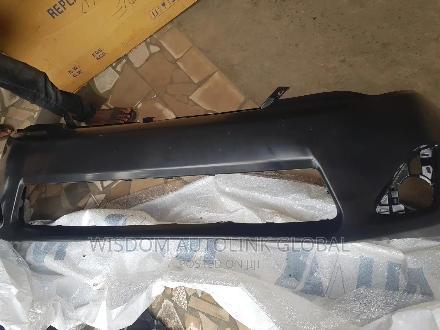 Front Bumper For Toyota Camry 2012,2013 Model L.E