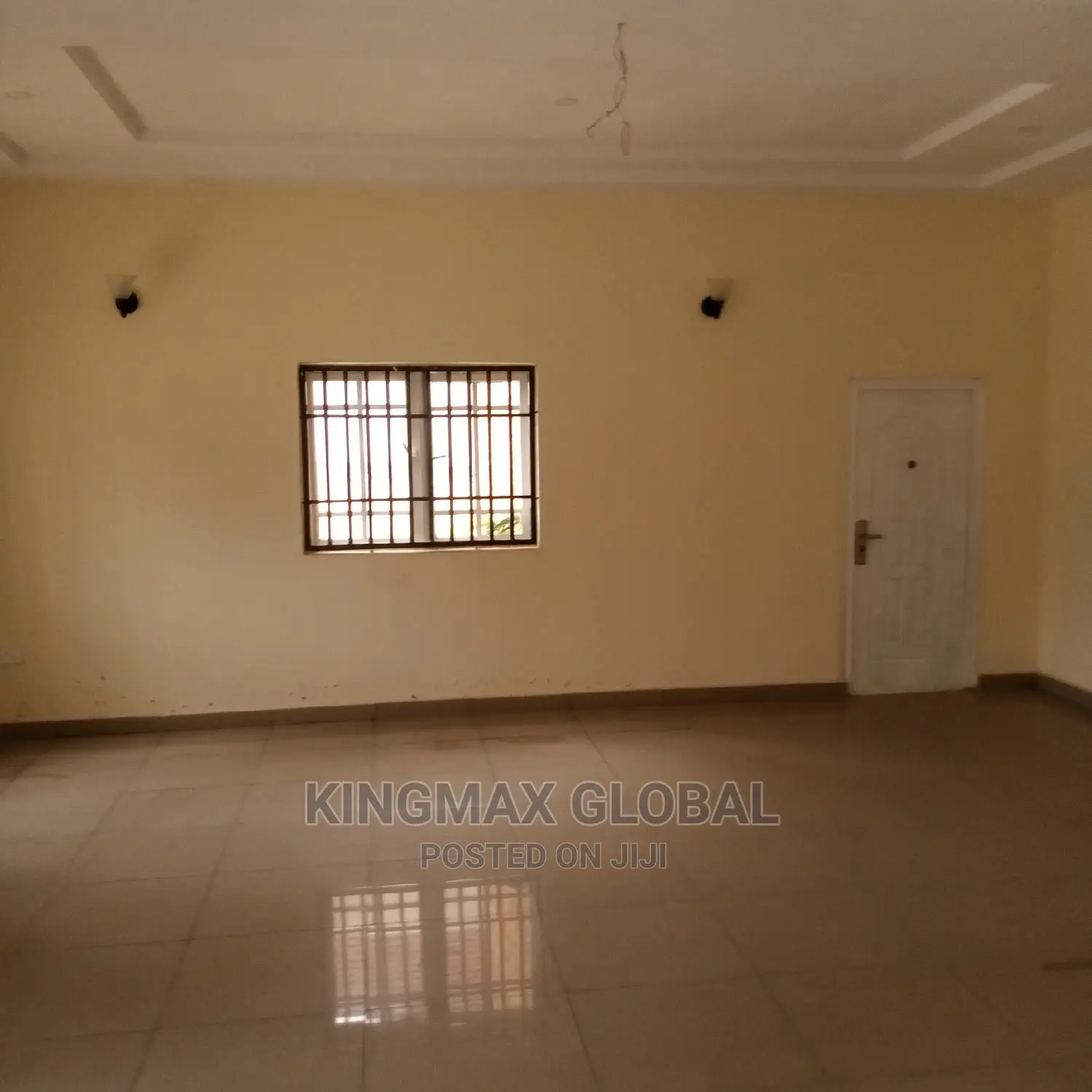 6bdrm Duplex in Gwarinpa for sale