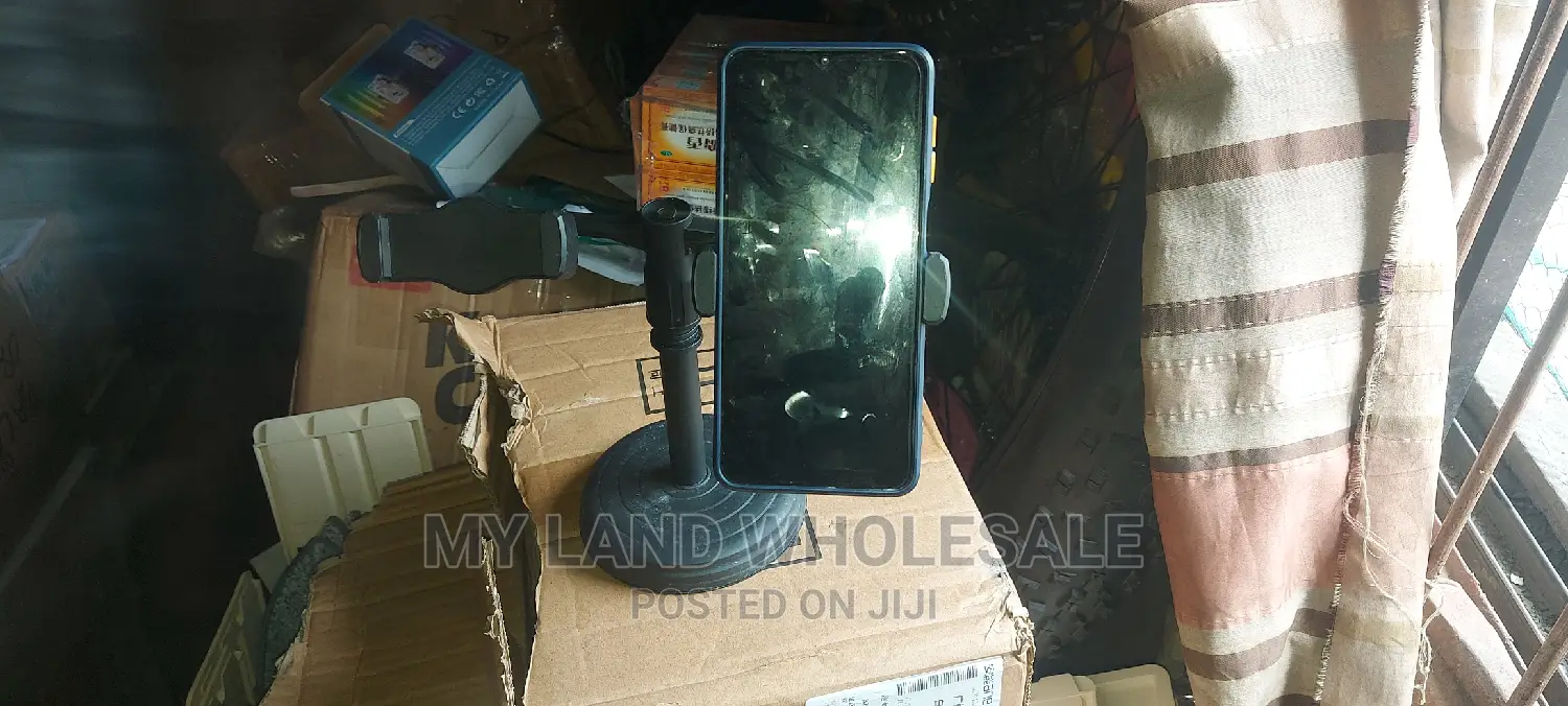Phone Holder (Wholesale Deal)