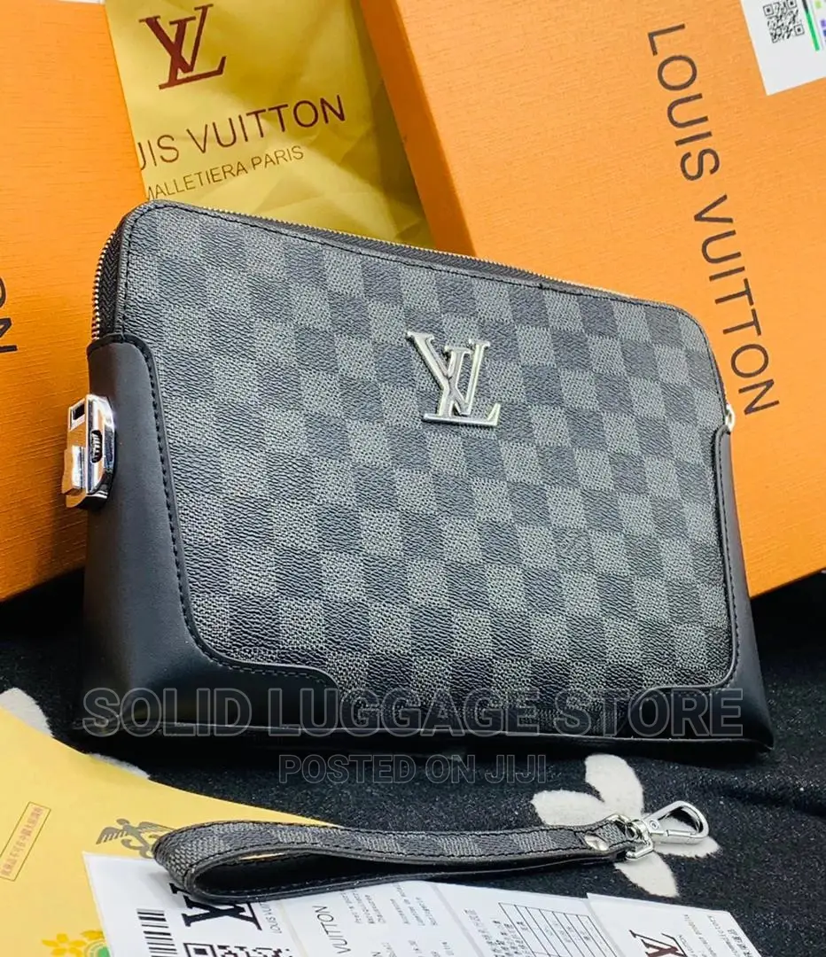 Louis Vuitton Men's Purse