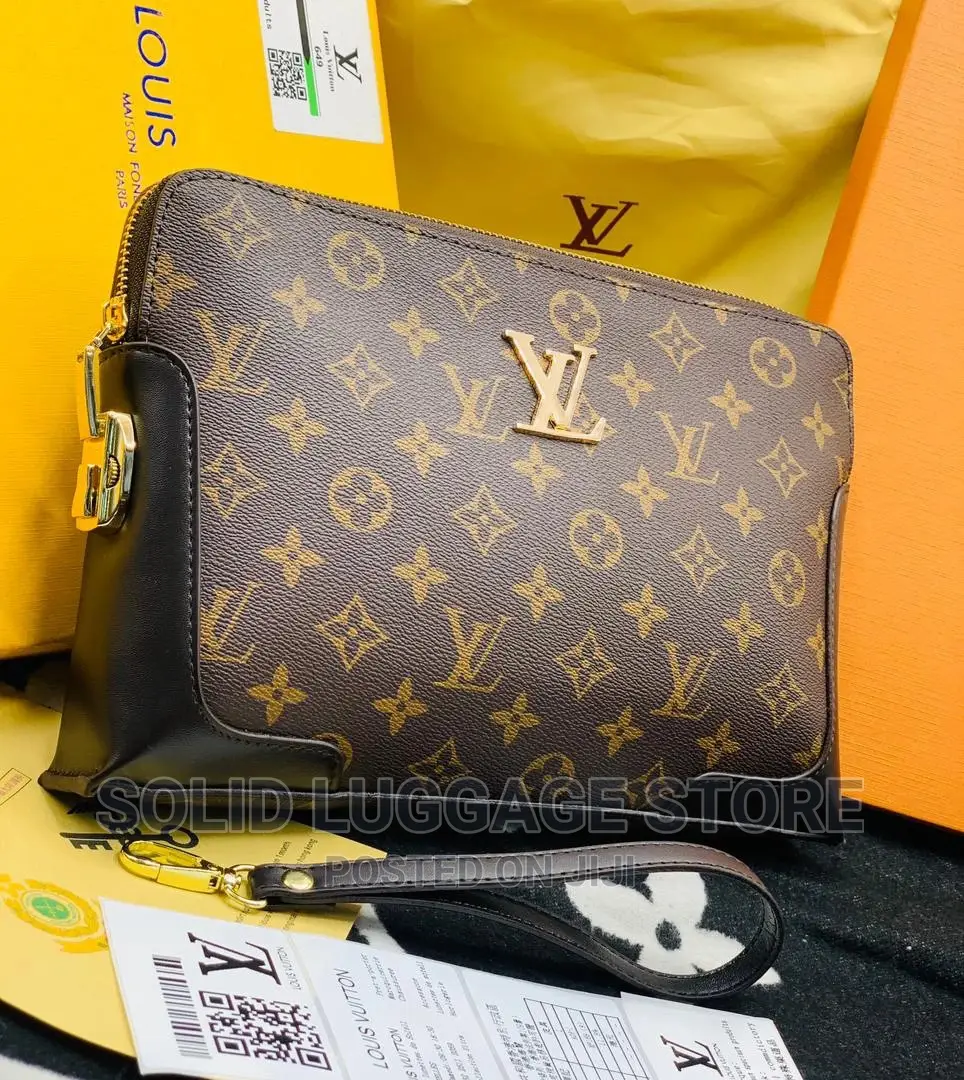 Louis Vuitton Men's Purse