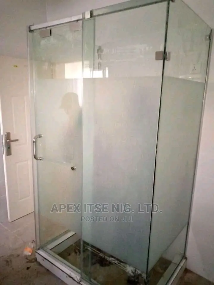 Shower Cubicle Legit