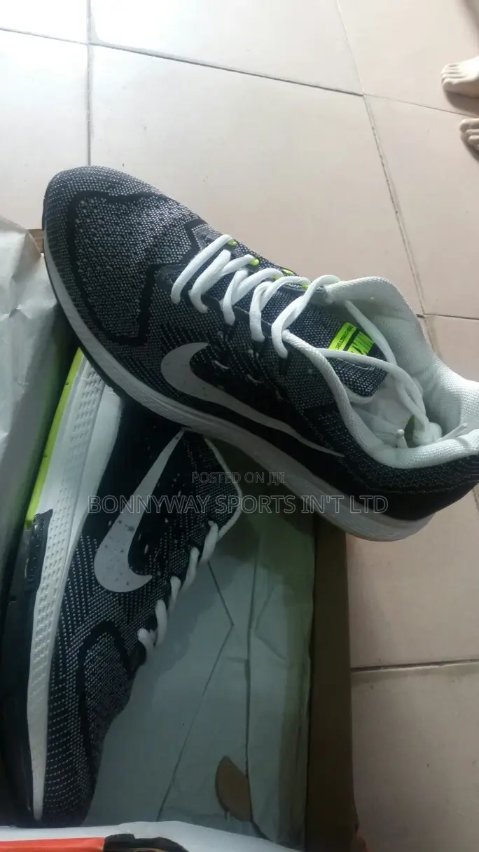Nike Jugging Canvas