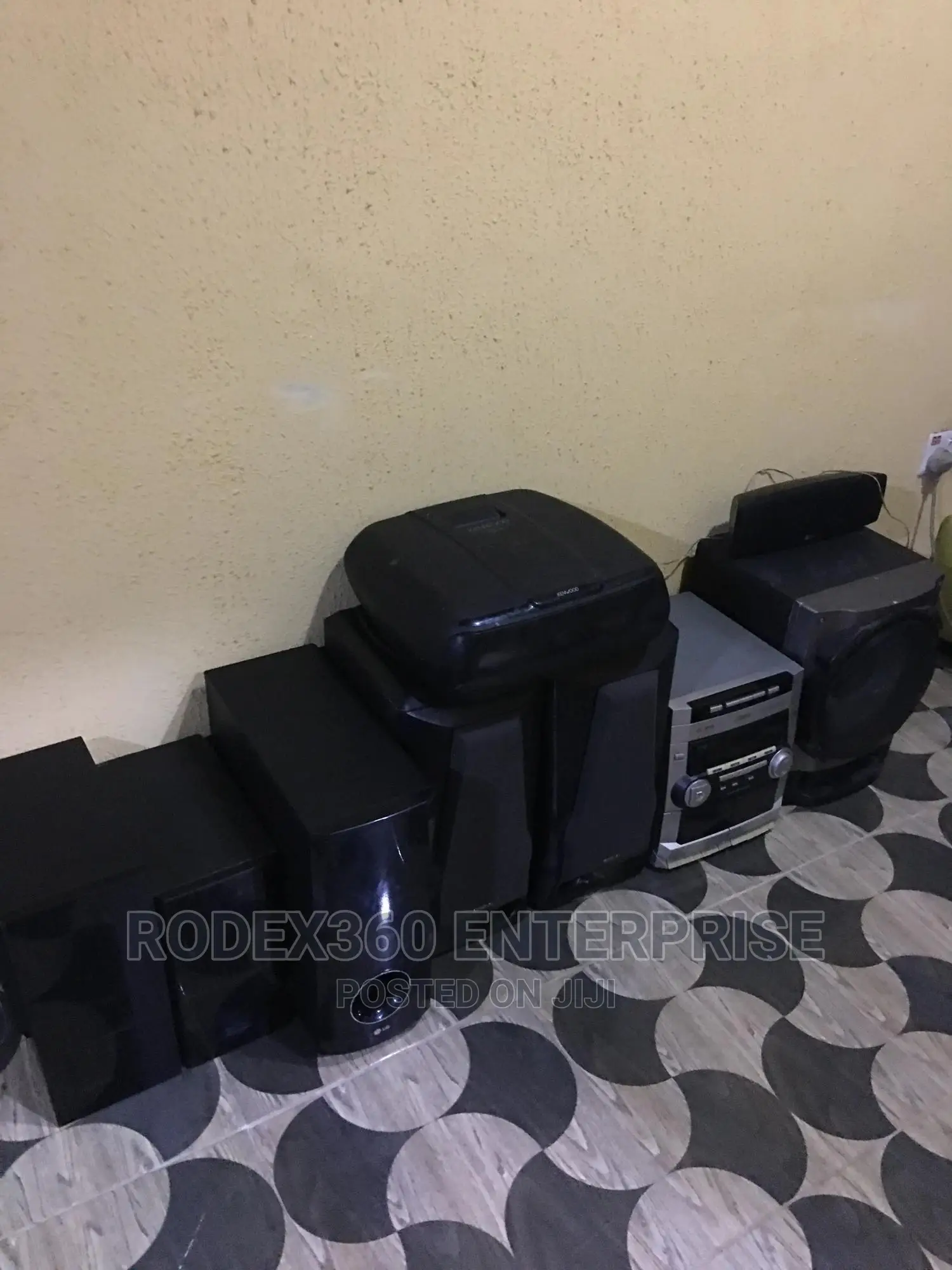 Uk-used Speakers, Woofers, Subwoofers, Engine And Sound Bars