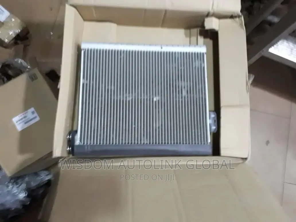 Evaporator for Toyota Camry, Corolla, Es350, Avensis, Avalon