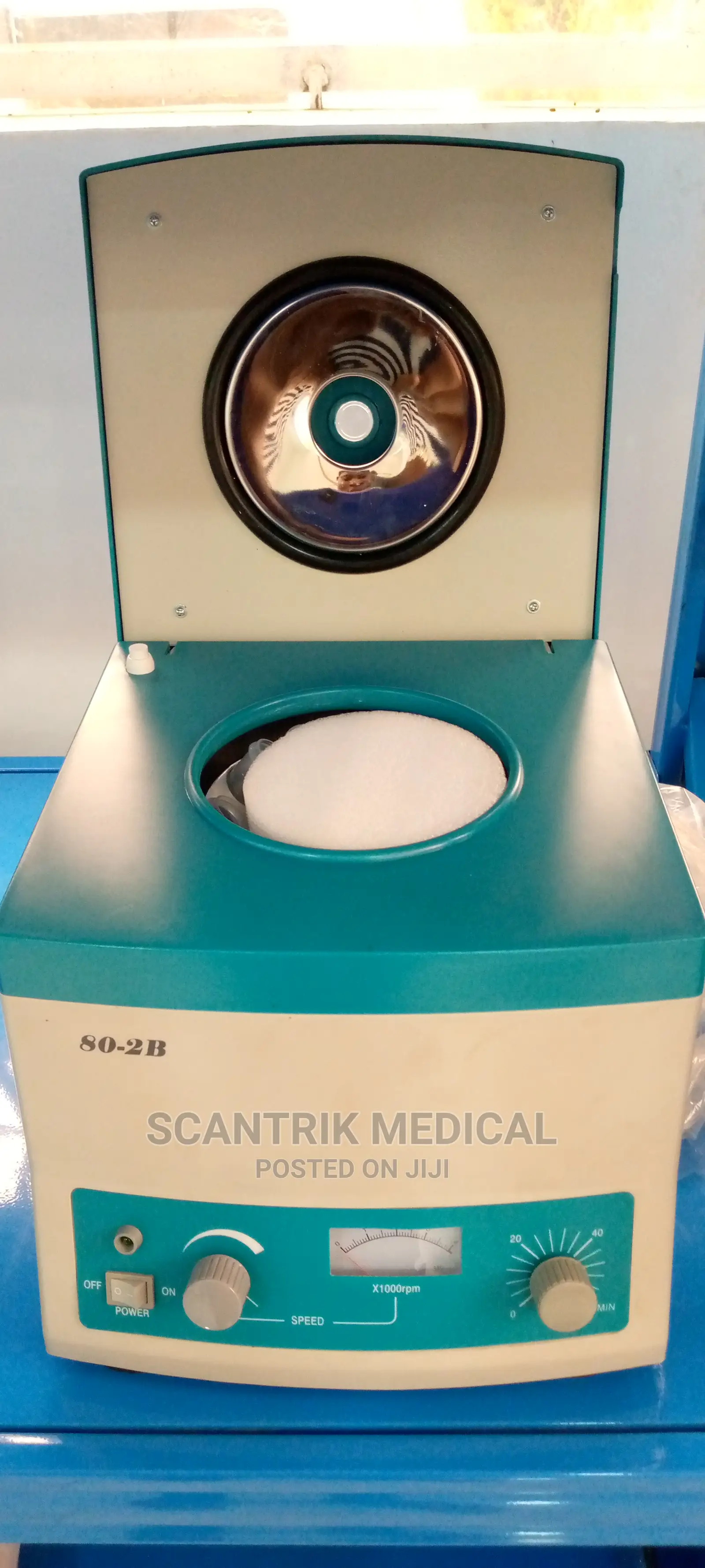 Micro Hematocrit Centrifuge