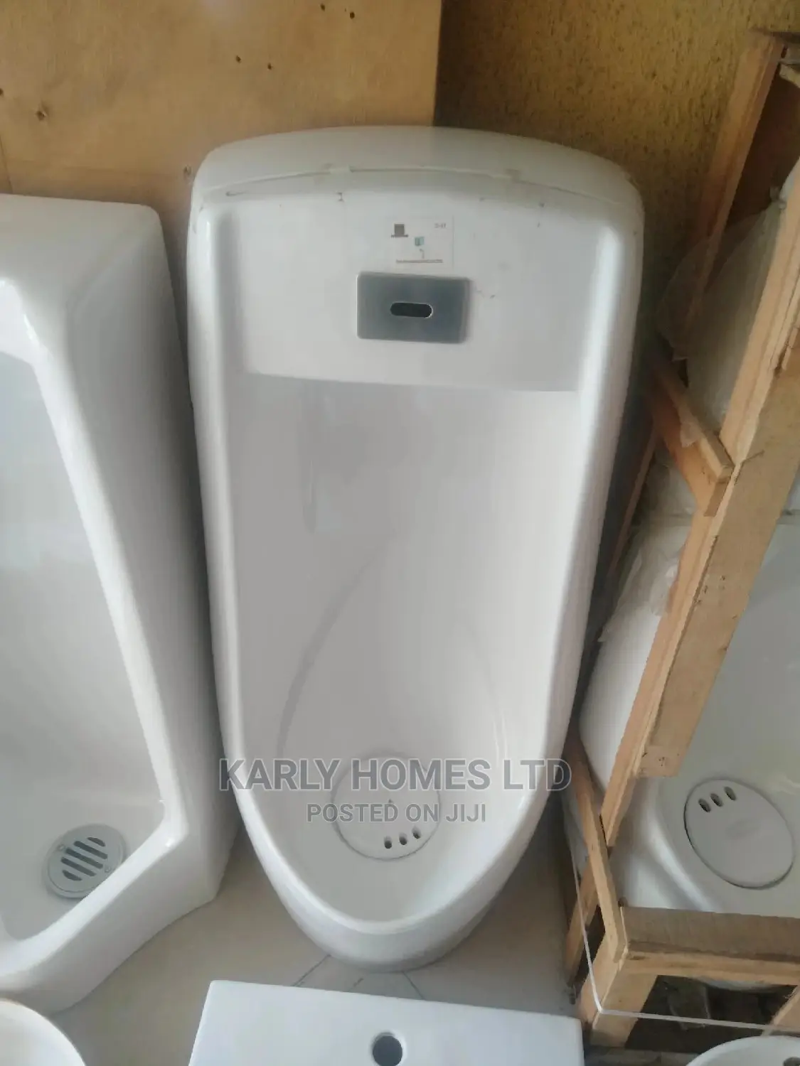 Executive England Sensored Urinal System