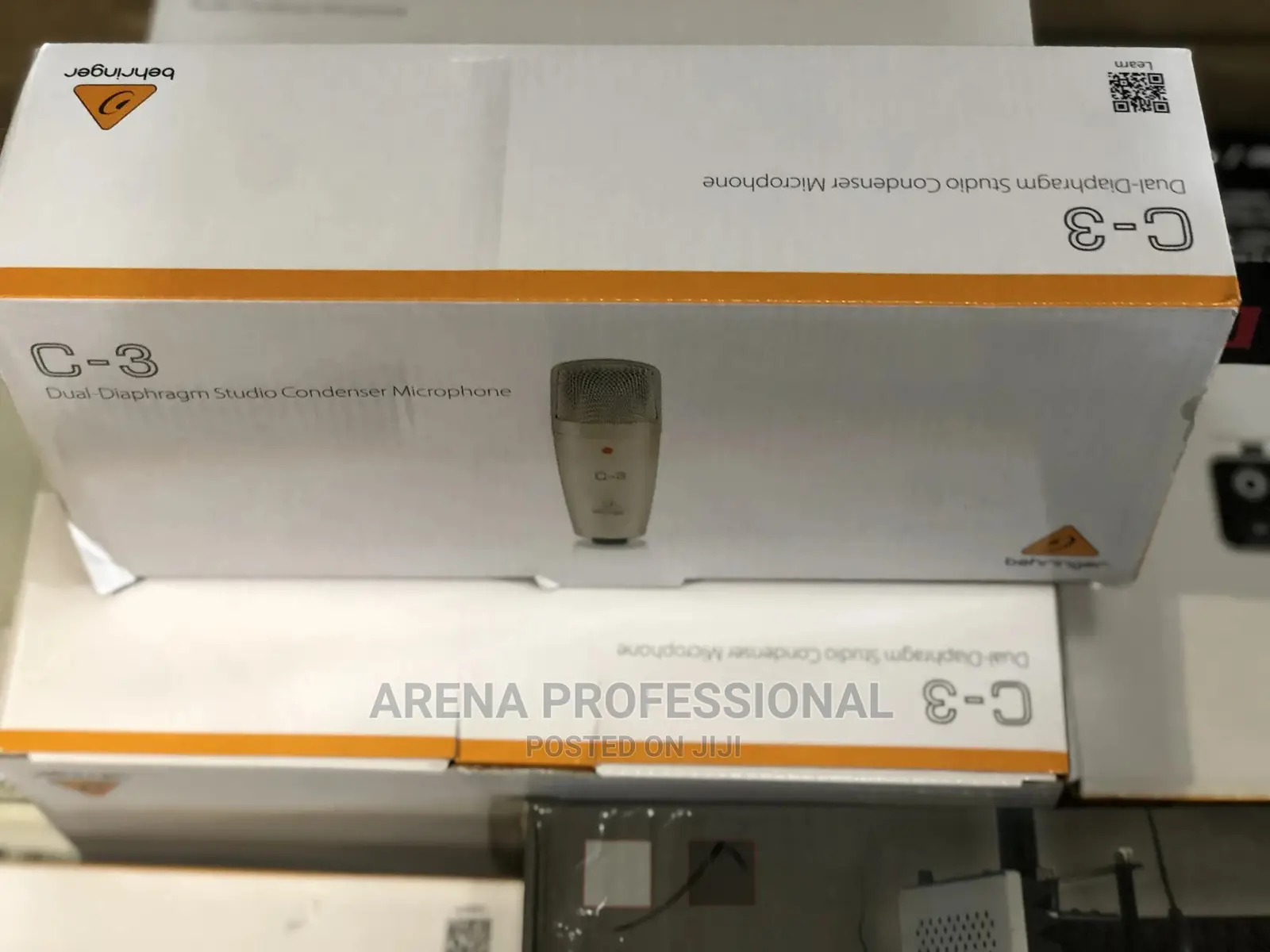 Behringer C3 Studio Microphone