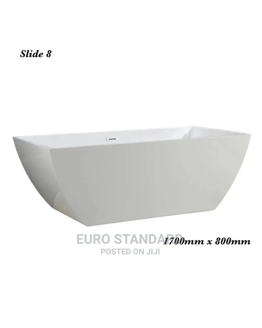 Stylish Free Standing Bath