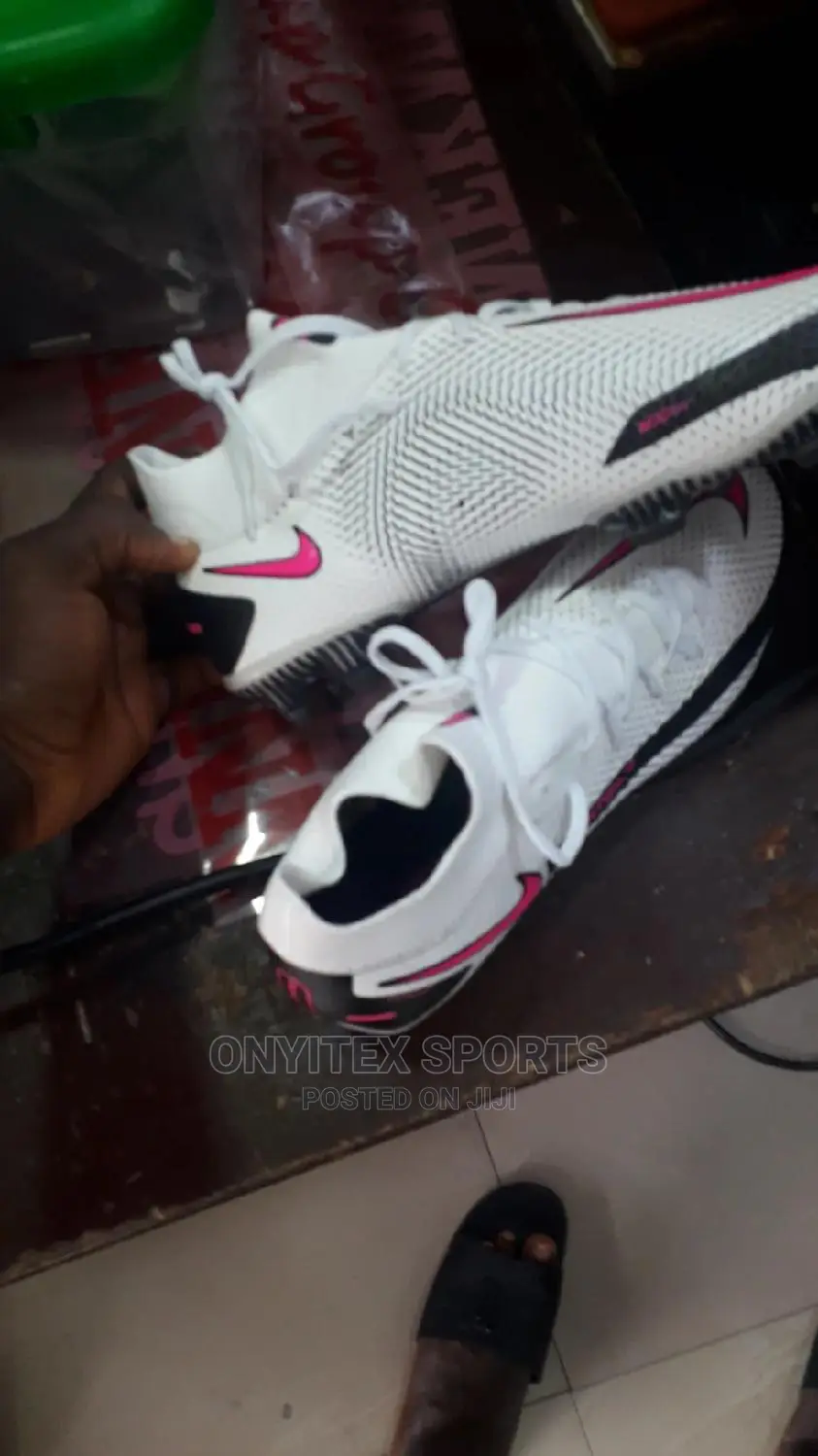 Nike Phantom Boots