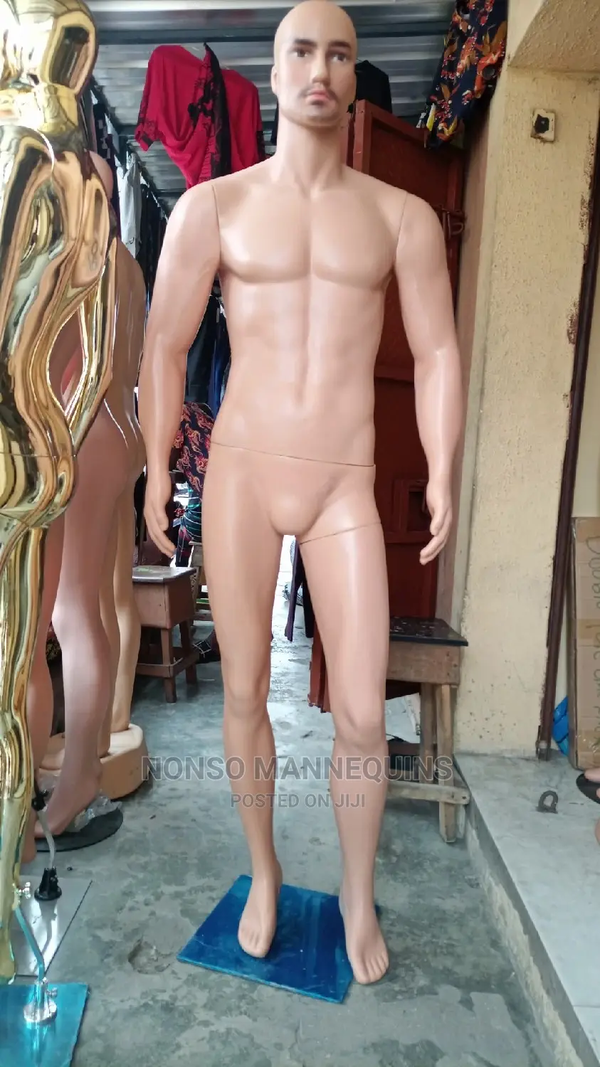 Bololo Huge Body Plastic Male Model