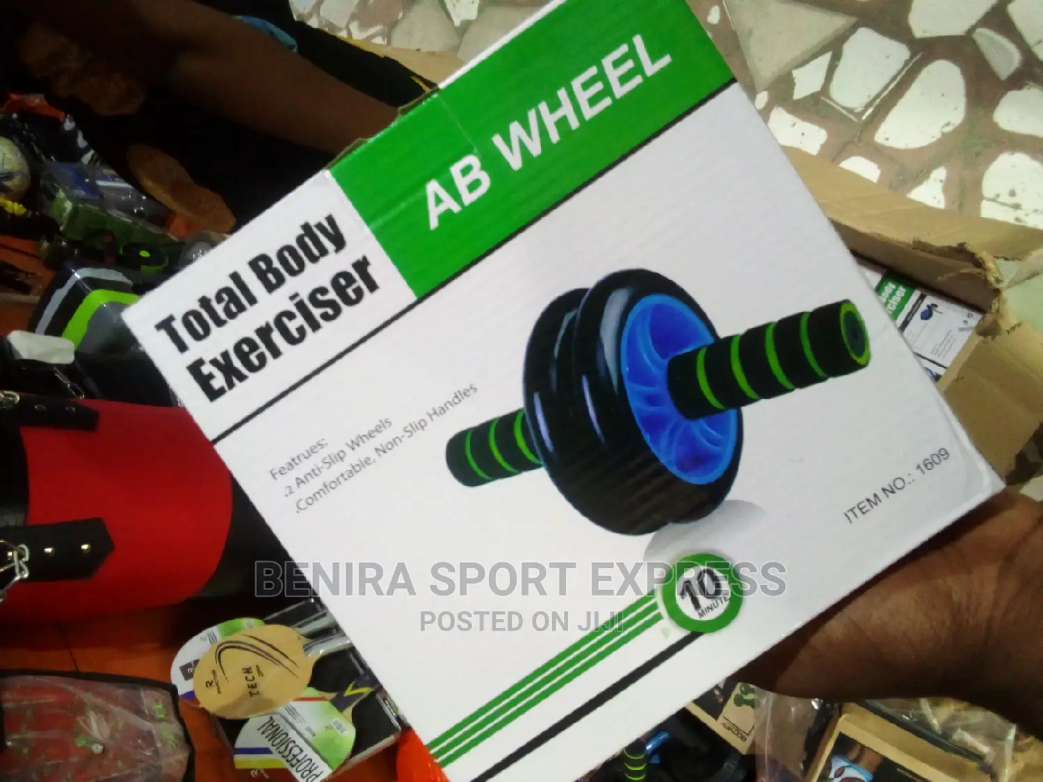 AB Wheel ( Total Body Exerciser)