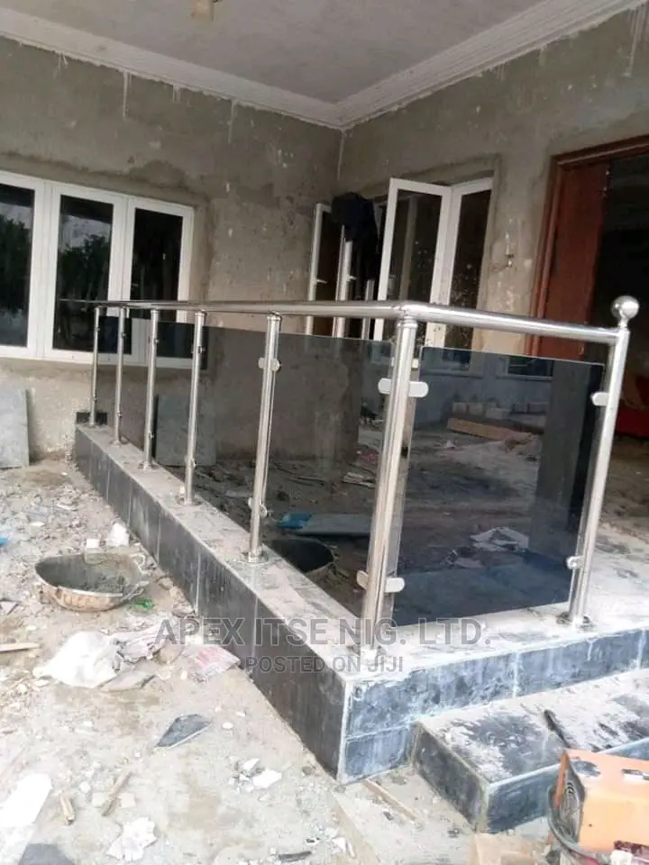 Balcony 10mm Grey Glasa