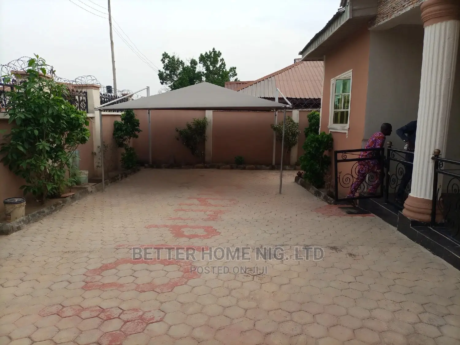 Furnished 4bdrm Bungalow in Peace Estate, Oluyole for sale