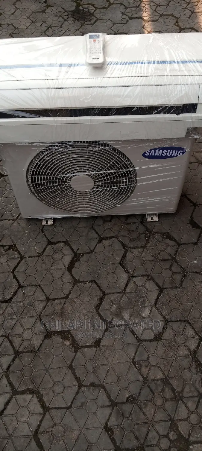 Almost New, Factory-Fitted 1.5hp Samsung Split AC With Gas
