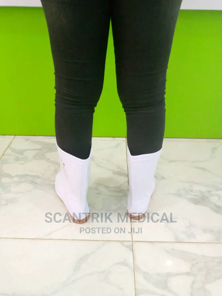 Professional Medical White Theatre Gum Boots