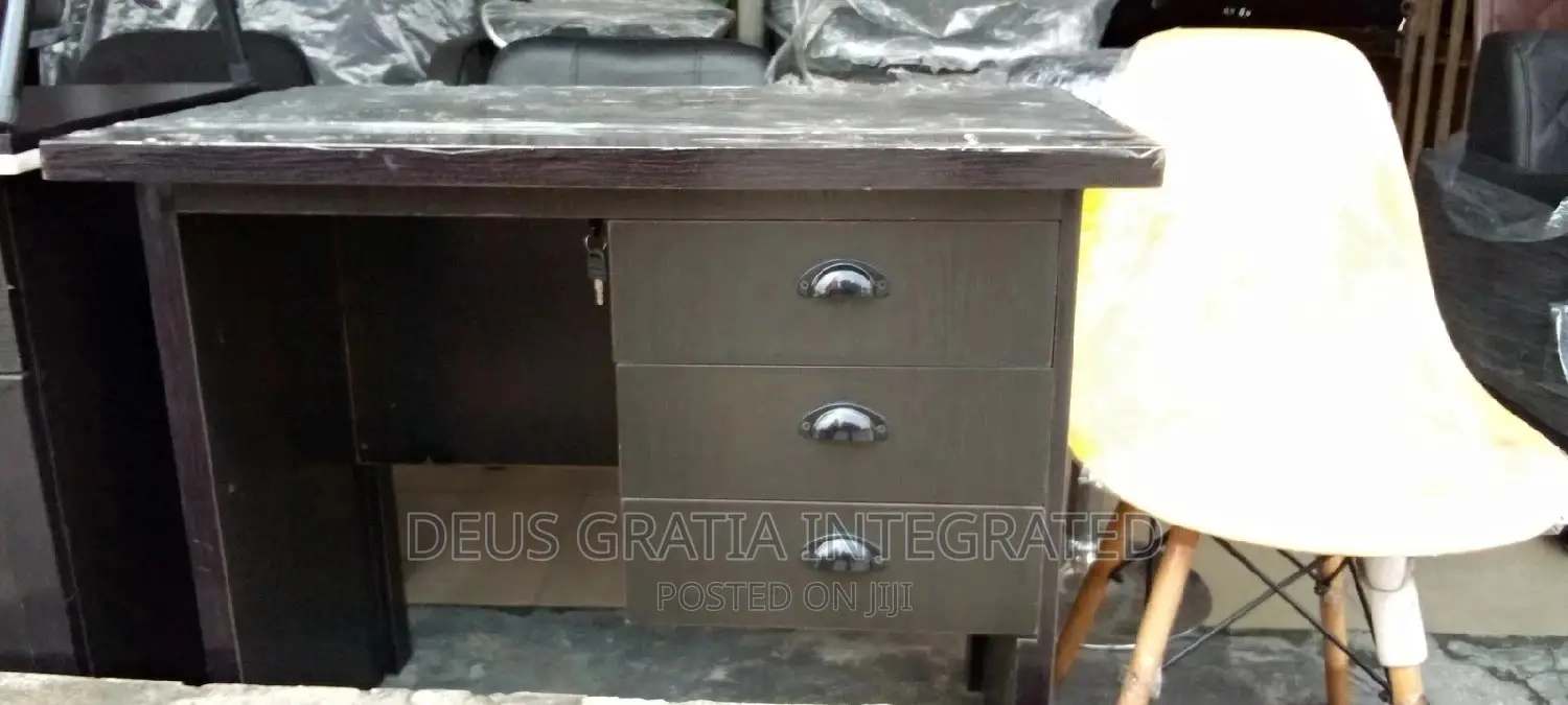 4ft Office Table Wooden
