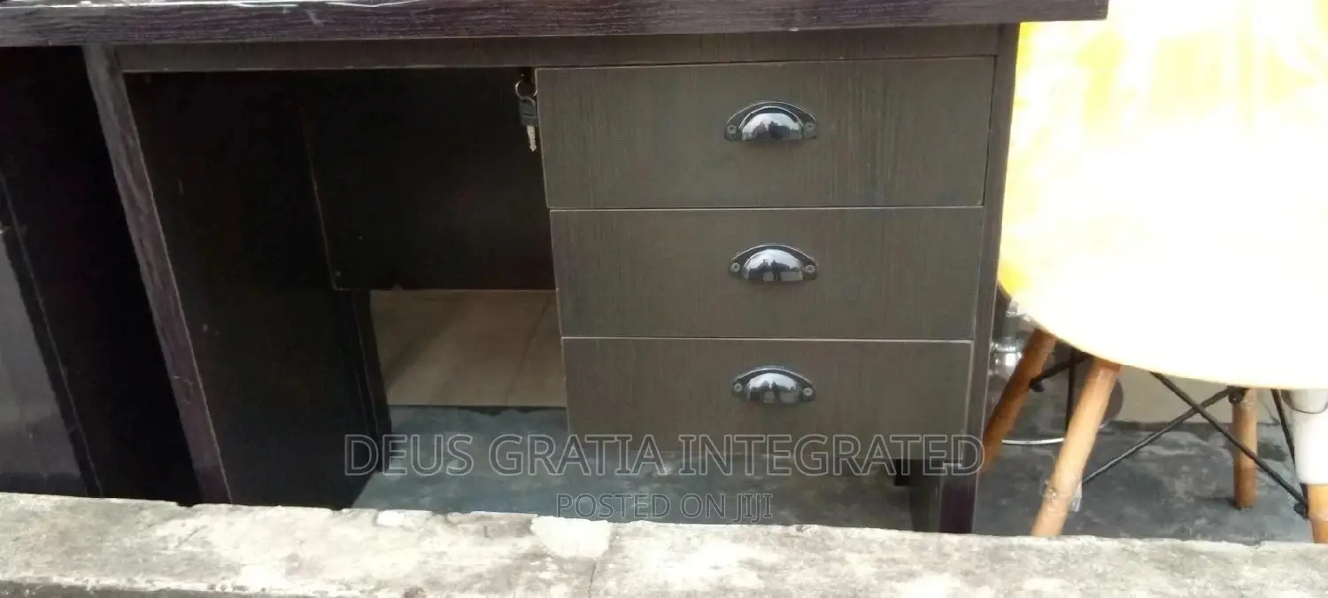 4ft Office Table Wooden