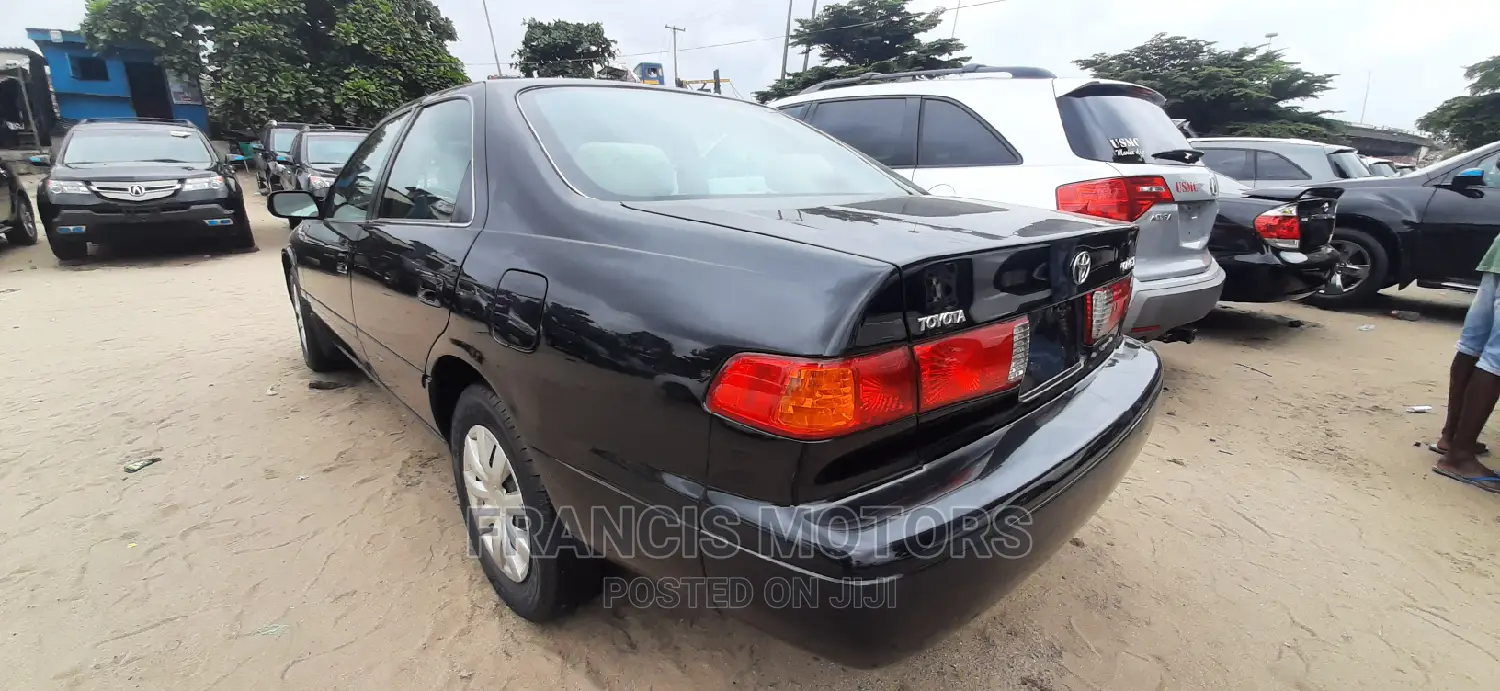 Toyota Camry 2001 Black