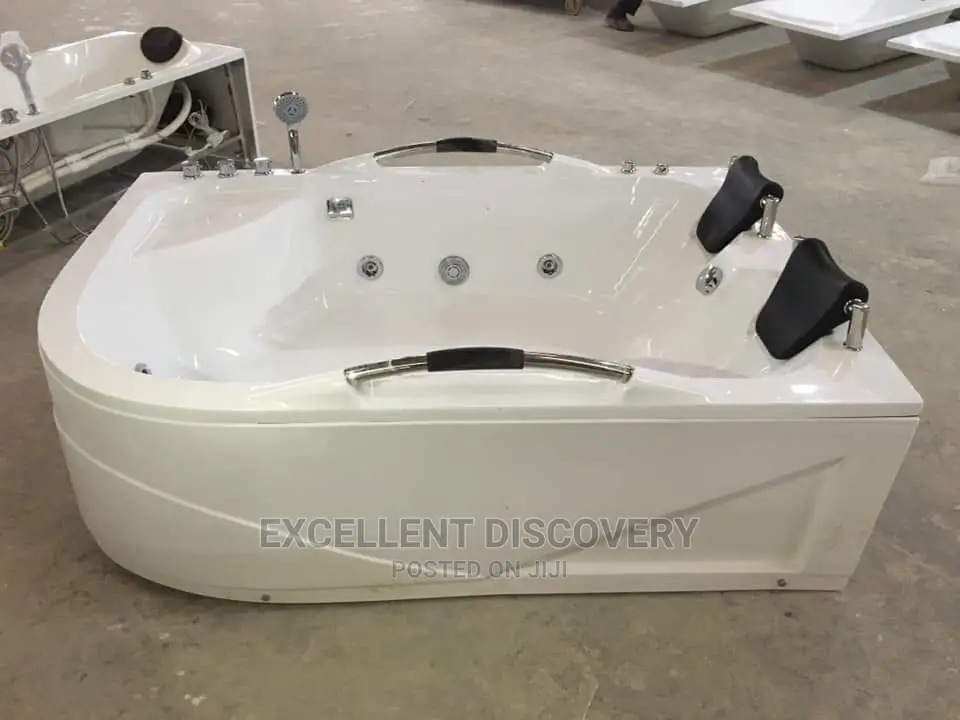 Aa15 Double Headrest Jacuzzi