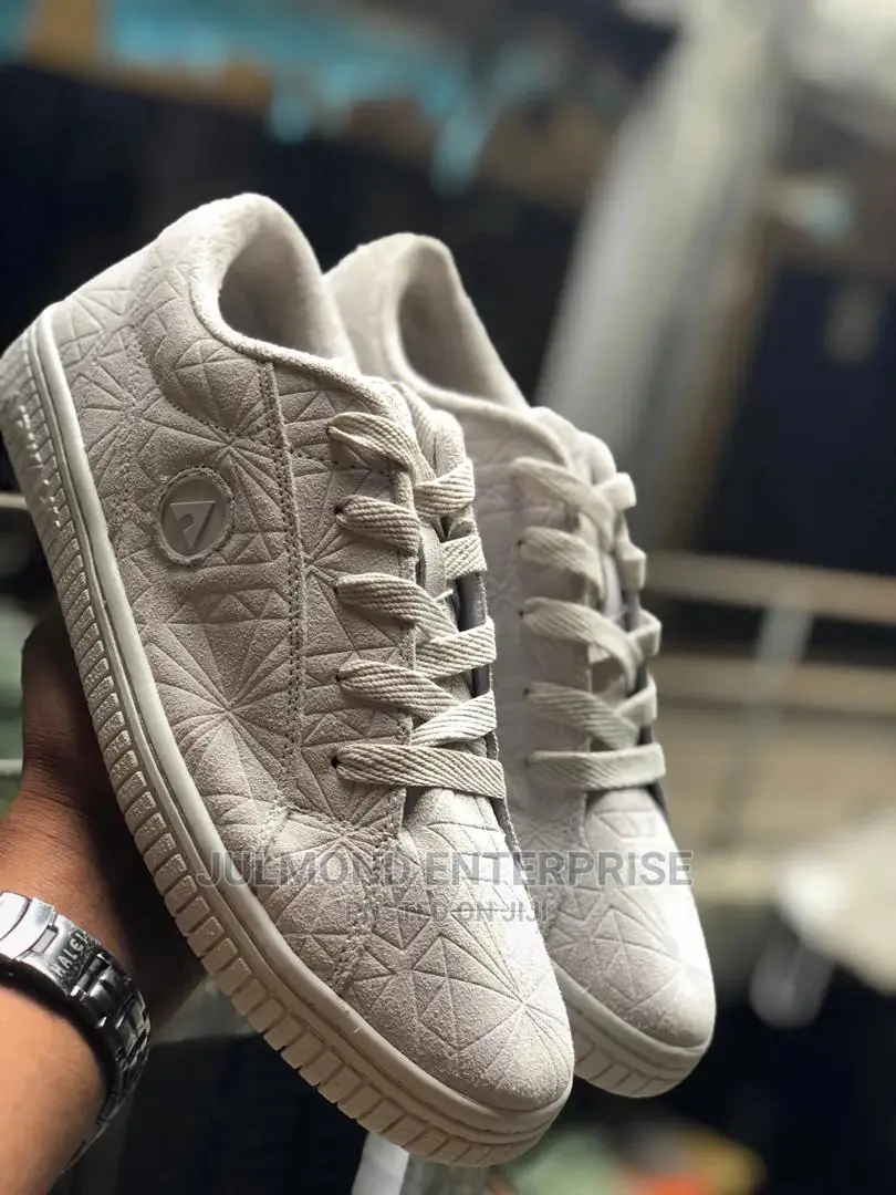 Men's Shoes