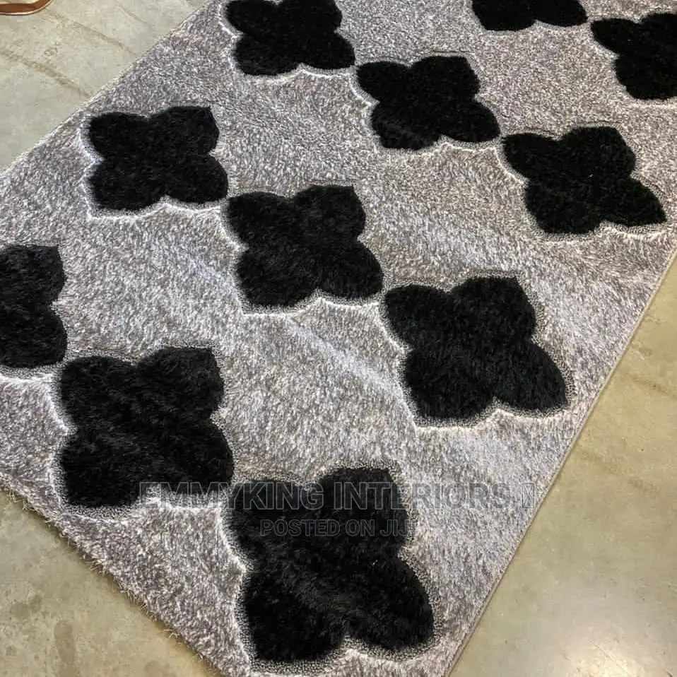 Quality Living Room Designed Super Soft Center Rug.