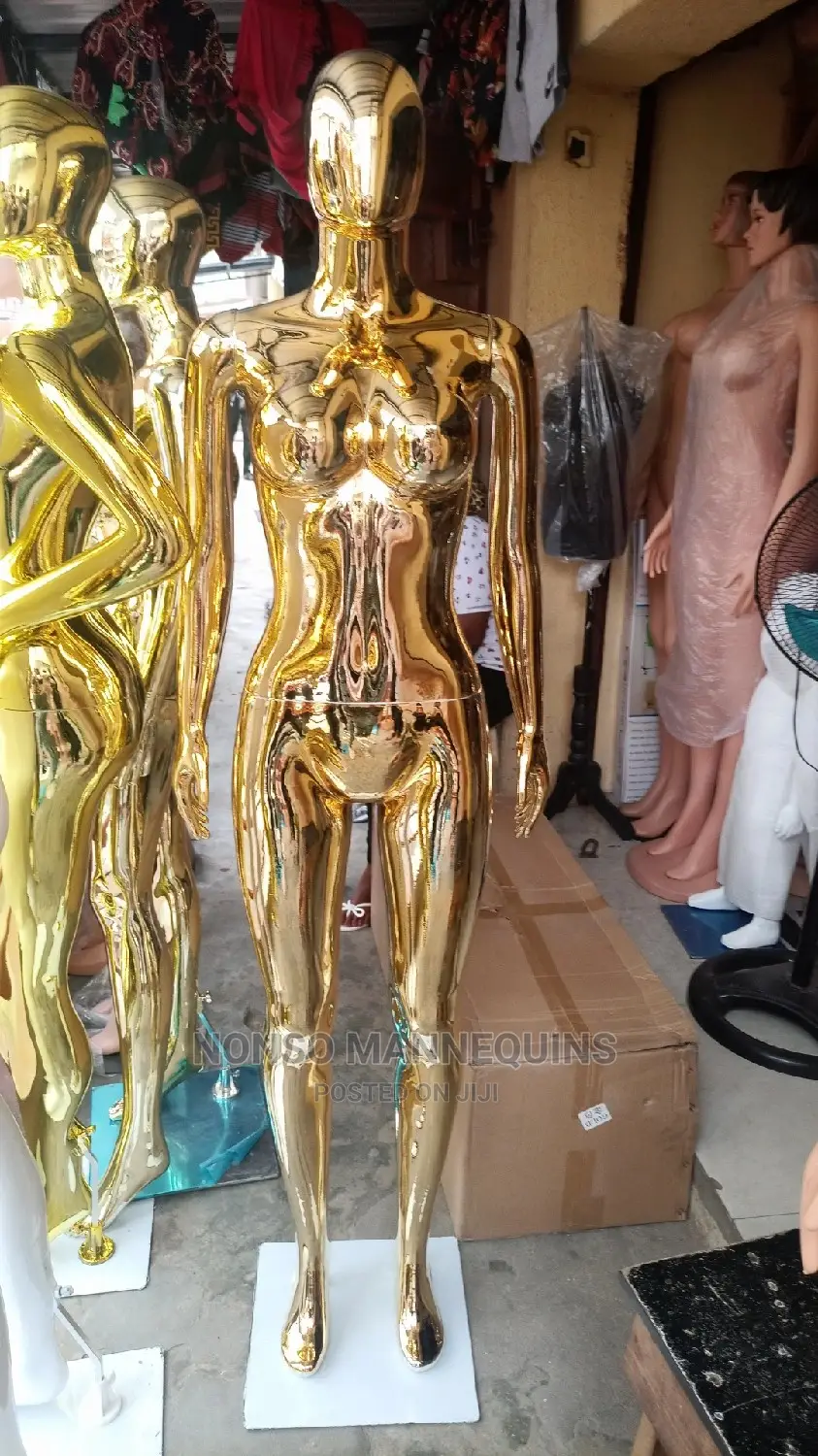 Size 10 Body Gold Chrome Female Shapy Mannequins