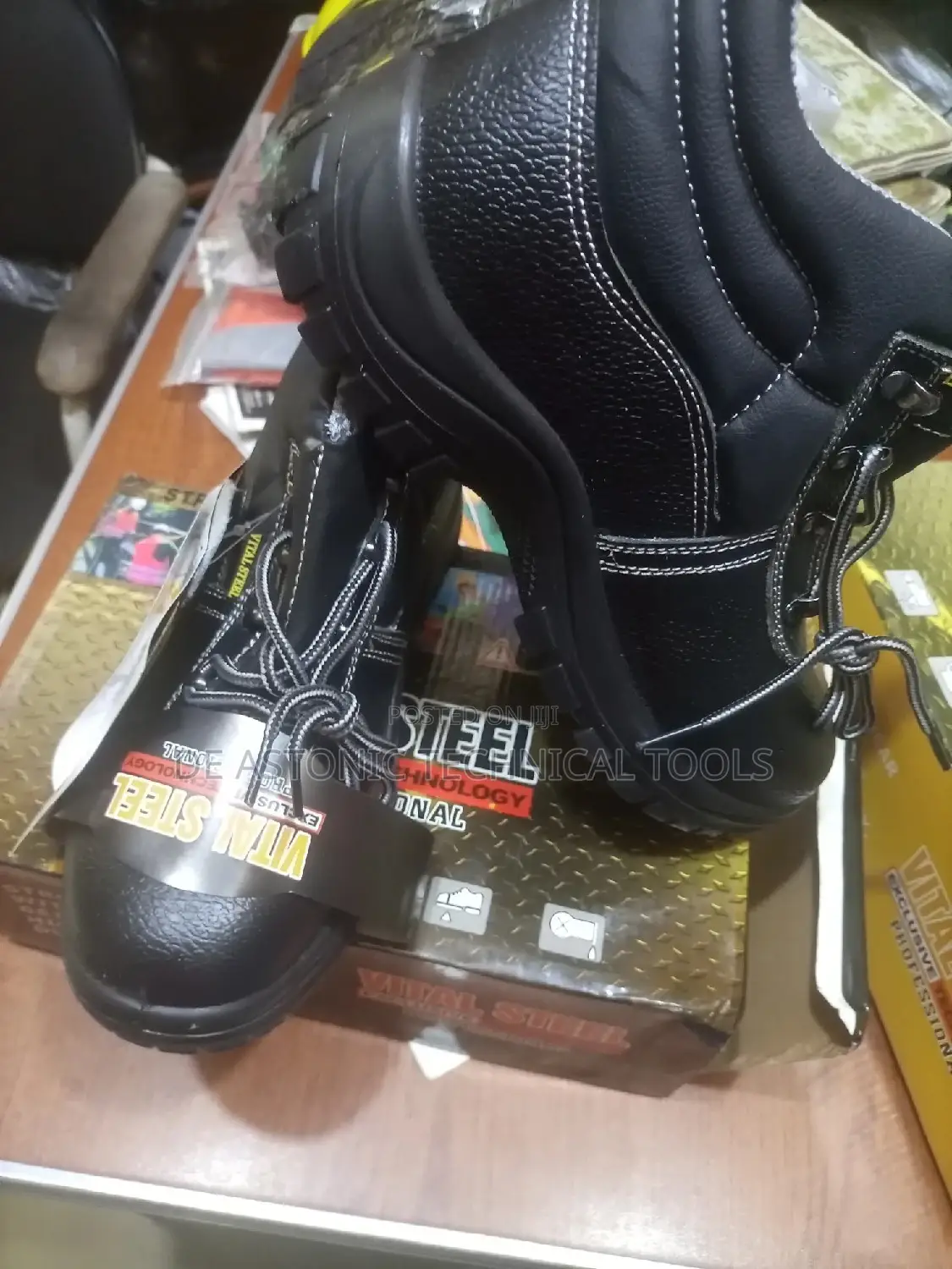 Vital Steel Safety Work Boot