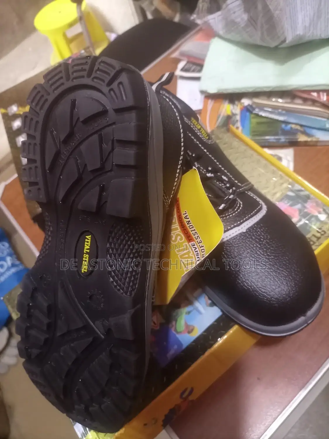 Vital Steel Safety Work Shoe