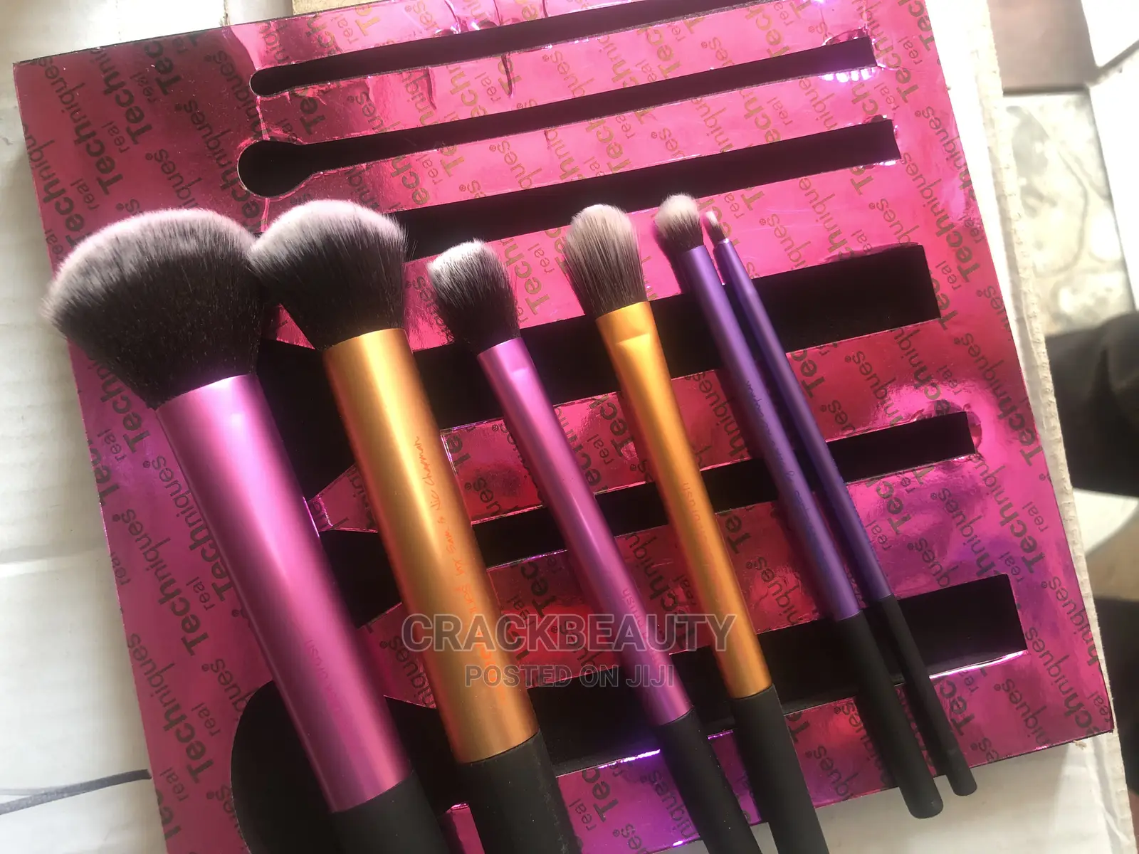 Real Technique 6 in 1 Professional Brush Set