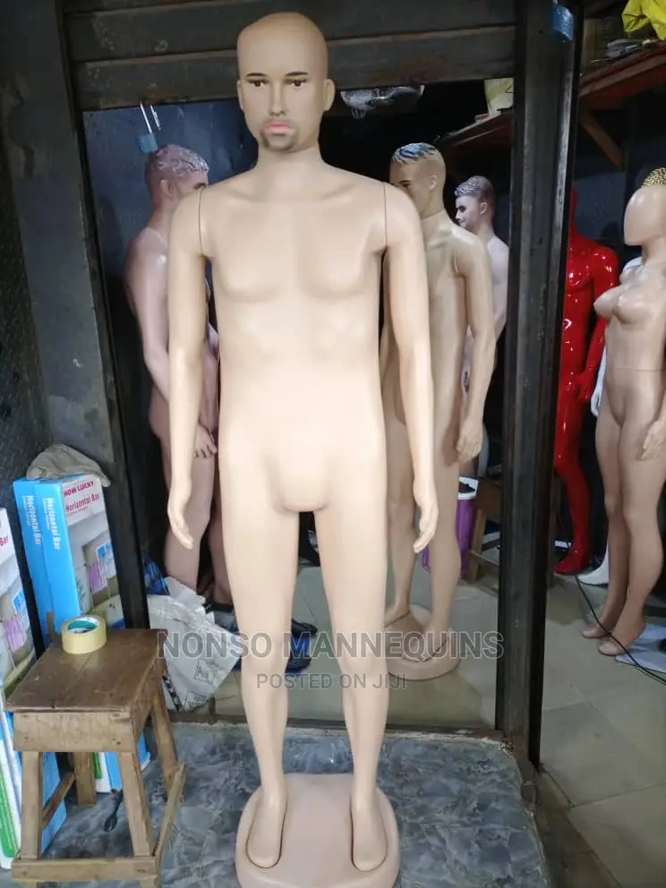 Plastic Male Full Body MANNEQUINS With Plastic Base