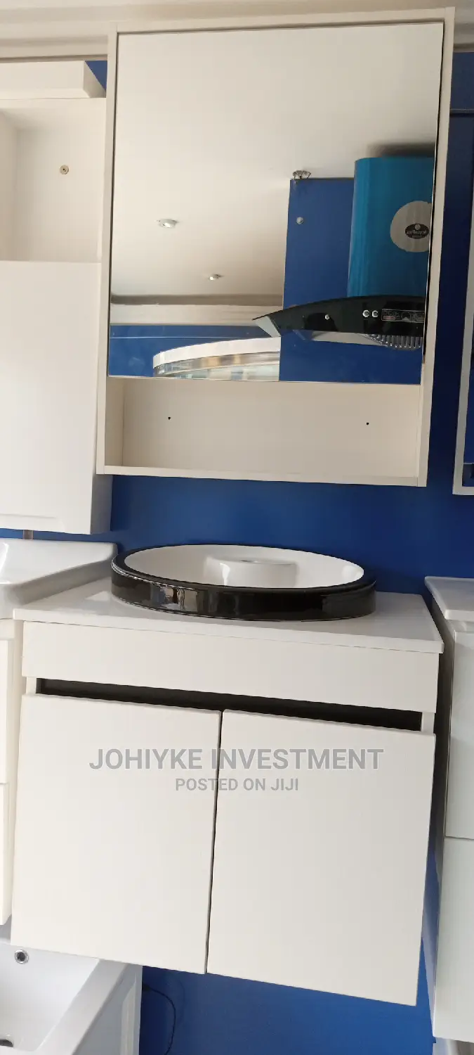 High Quality Succeeded Cabinet Washand Basin
