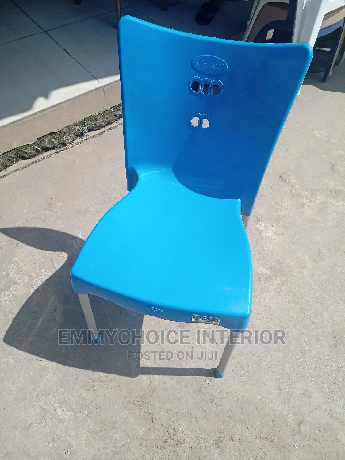 Plast Chair