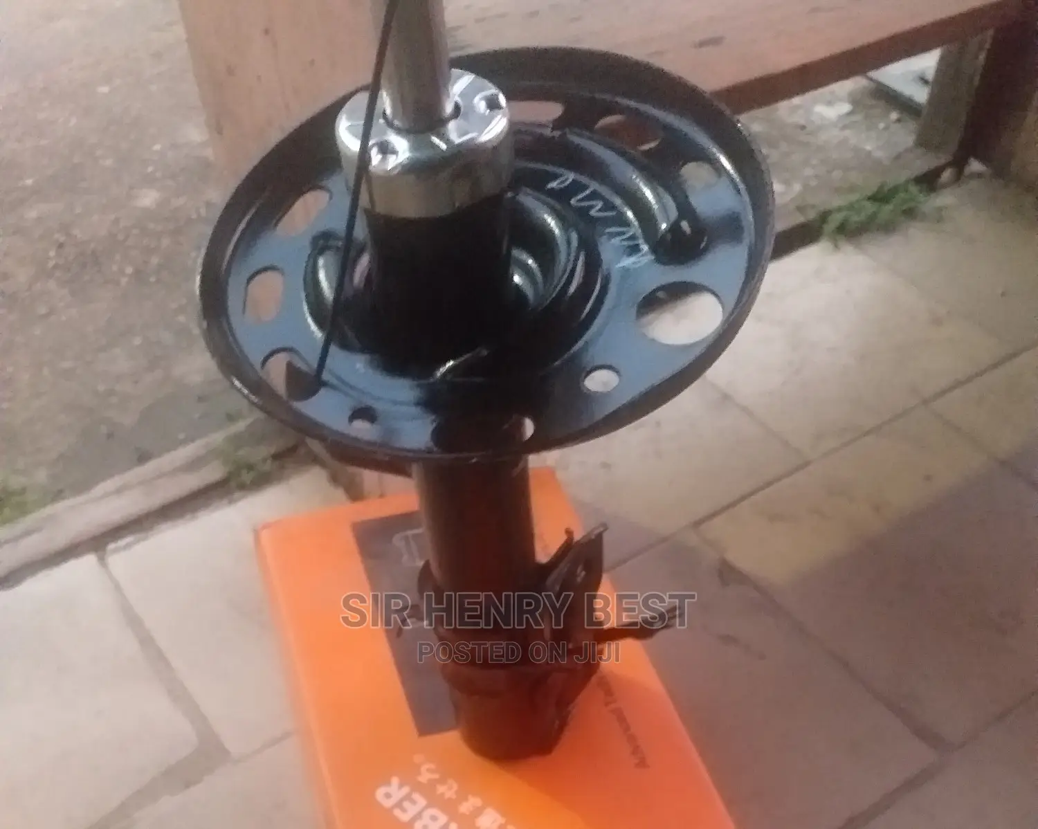 Front Shocks Absorber Nissan Altima and Maxima 2010 to 2016