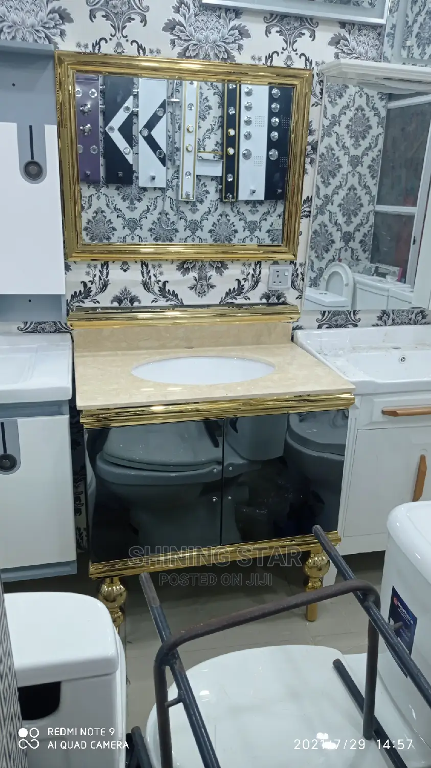 Royal Gold Cabinet Basin