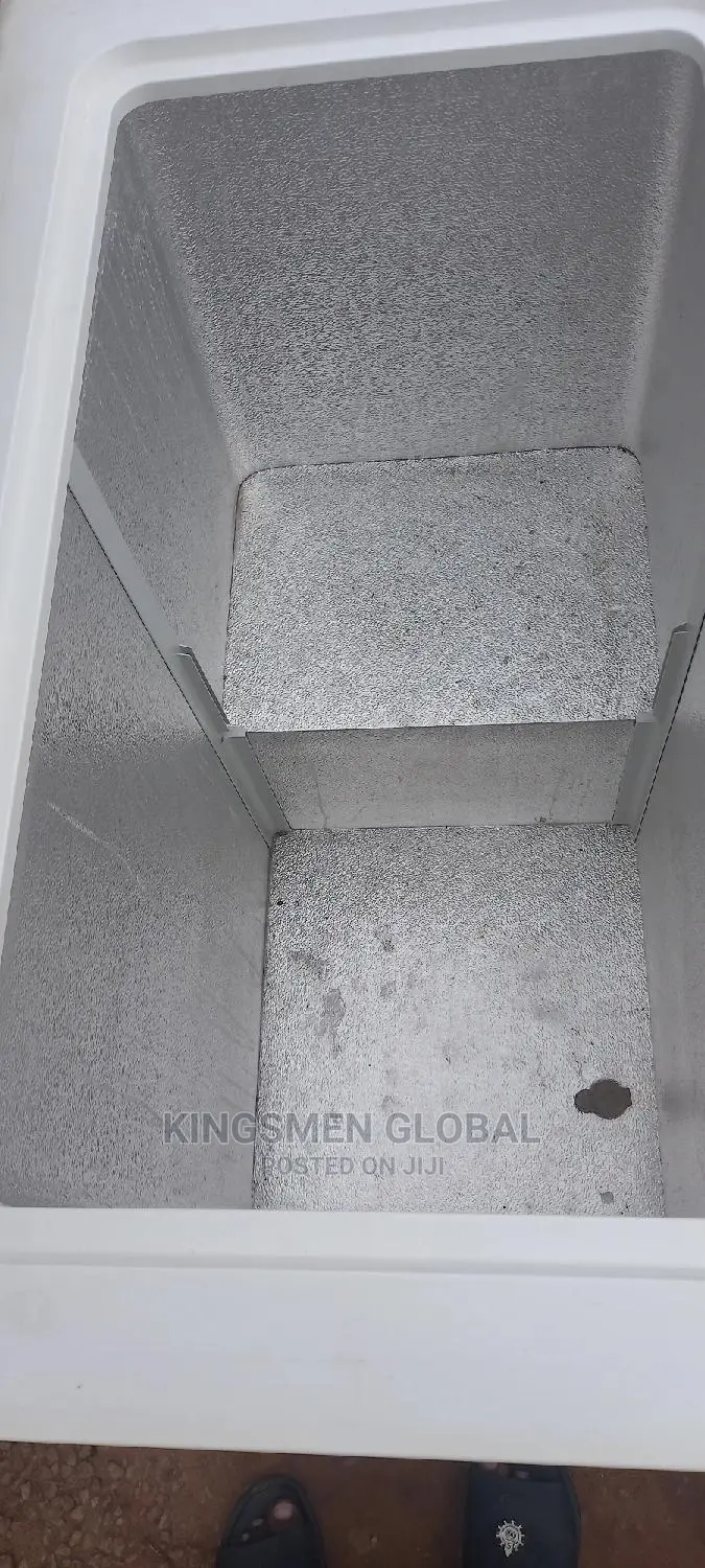 Whirlpool Chest Freezer 250litre