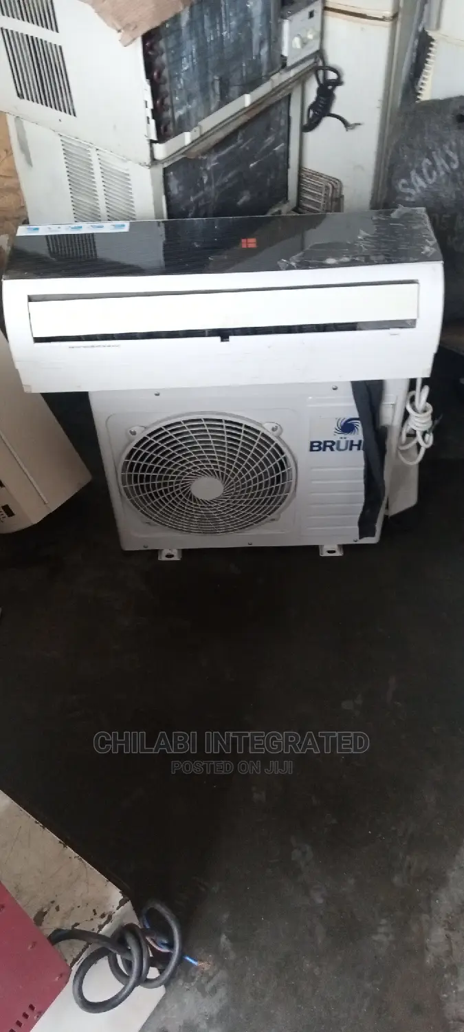 Almost New, Factory-Fitted 1HP Bruhm Split Unit AC With Kits