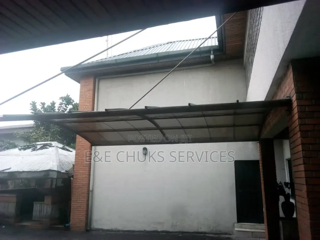 Standard 21 Rooms Hotel at Gra Portharcourt