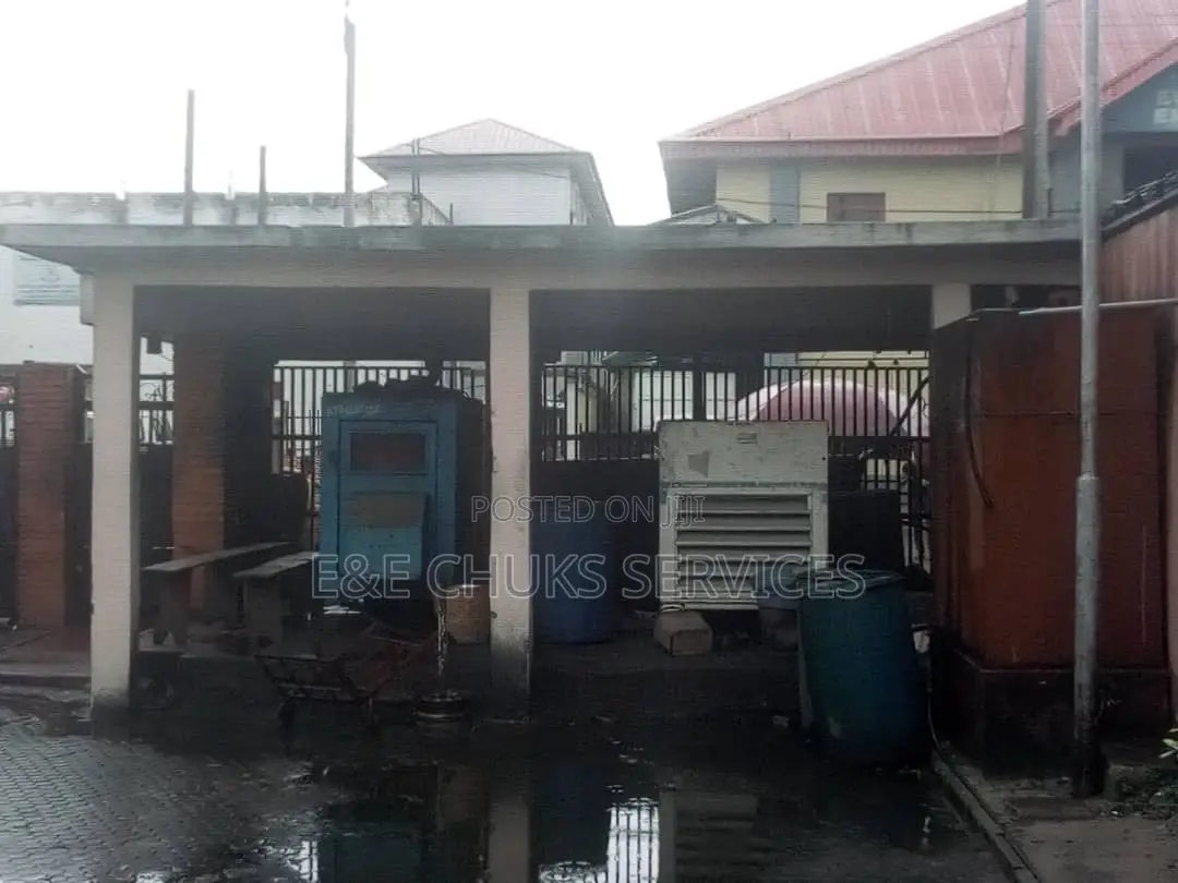 Standard 21 Rooms Hotel at Gra Portharcourt