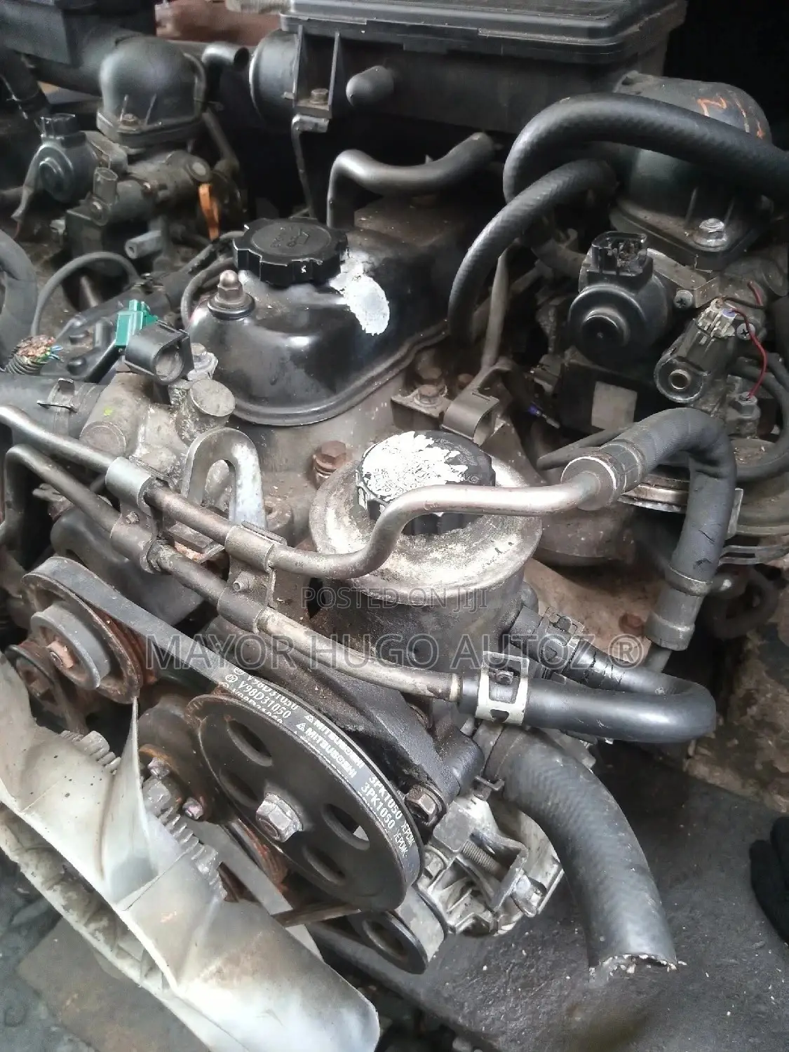 Toyota Hiace Carburator Engine