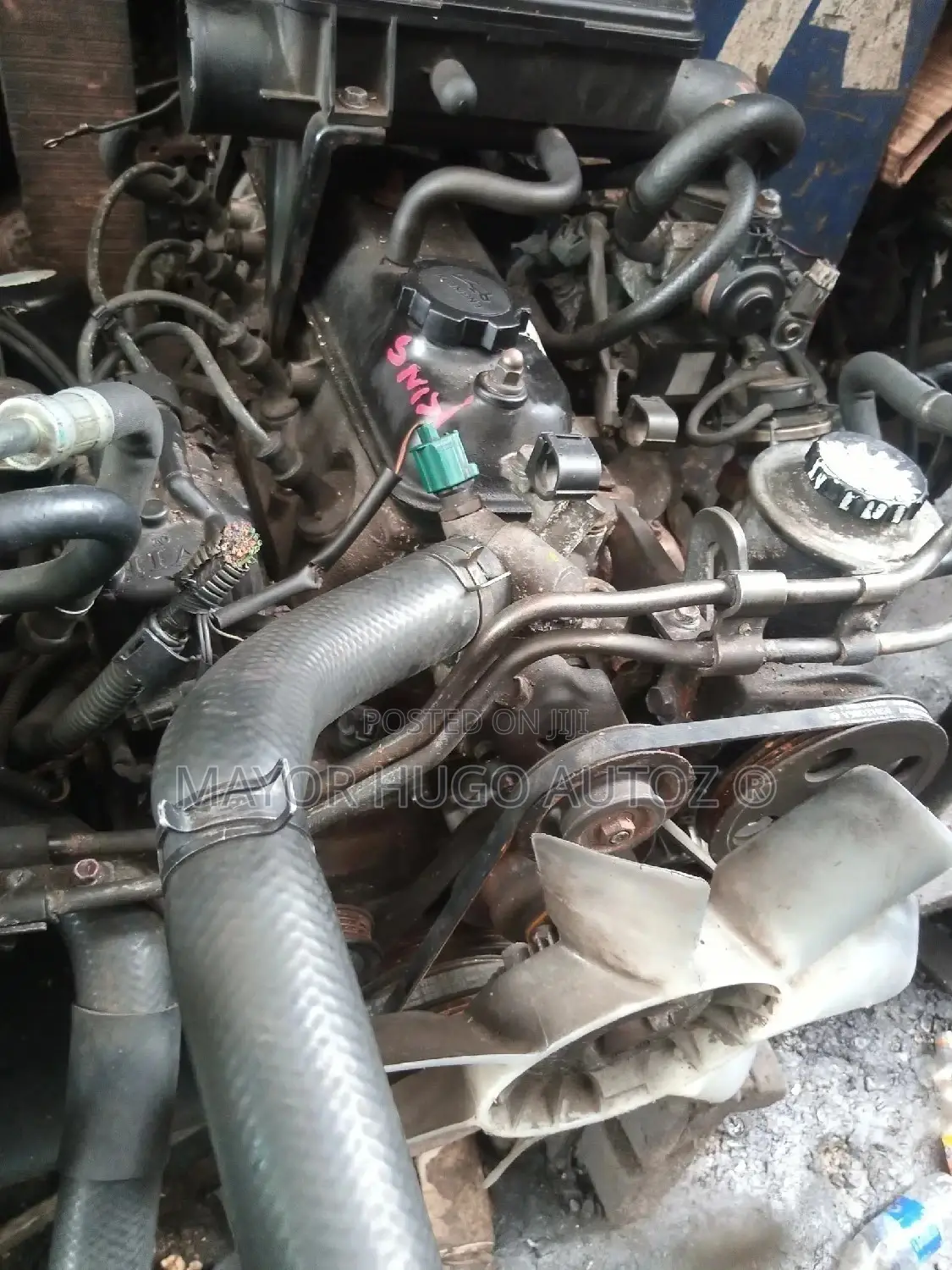 Toyota Hiace Carburator Engine