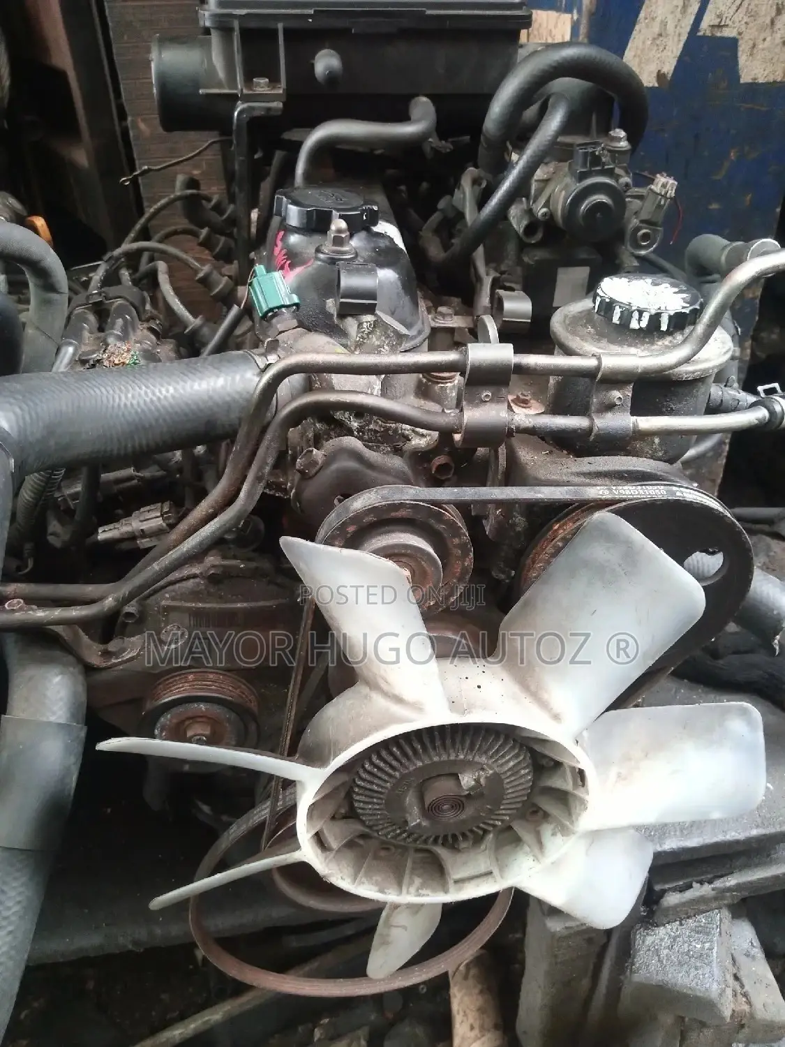 Toyota Hiace Carburator Engine