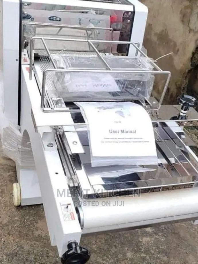 Dough Moulding Machine